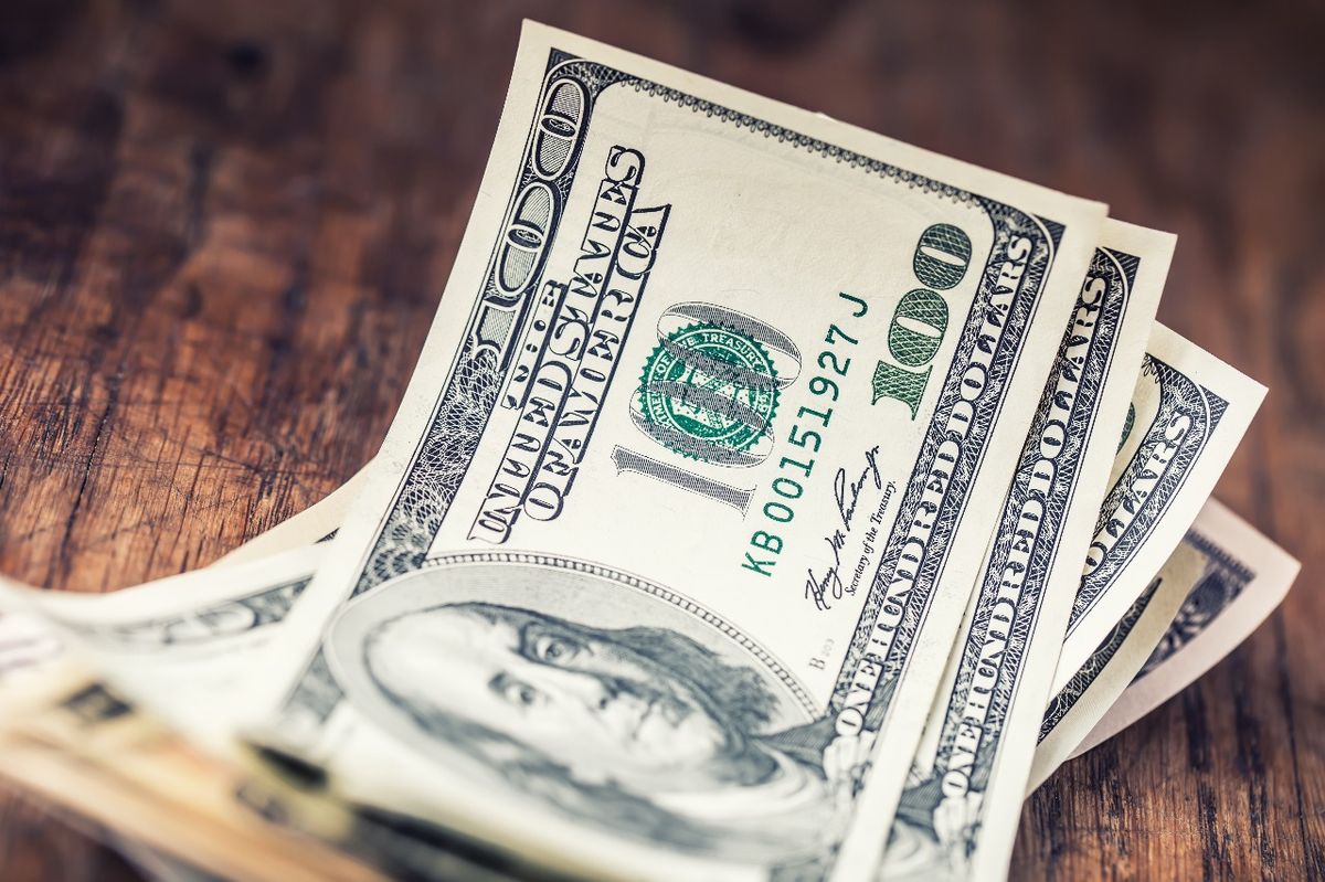 Analisis Dolar AS Merangkak Naik, Fokus Laporan Laba - Data Pasar 2025-11-19