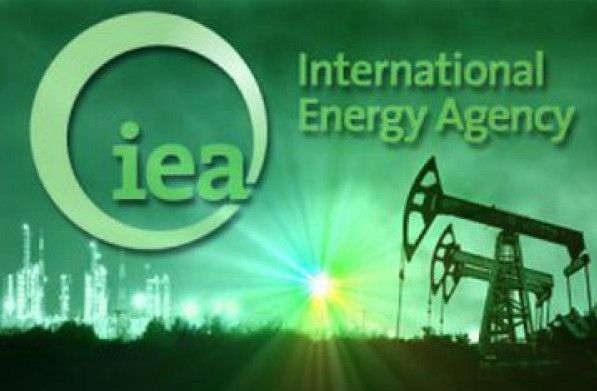 Analisis EIA Catat Stok Minyak Anjlok, Permintaan Menguat dan Harga Siap Menggeliat - Data Pasar 2025-12-10