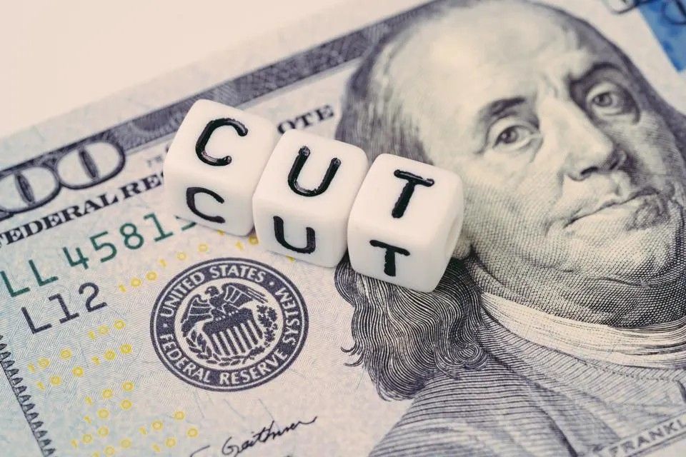 Analisis Harapan Cut Rate Pudar, Dolar Masih Pegang Kendali - Data Pasar 2026-01-16