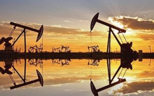 Minyak Menguat, Hormuz Nyaris Tertutup Usai Talks AS–Iran Mandek