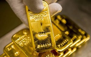 Emas Melonjak 2%, Komentar Warsh Jadi Pemicu Rebound